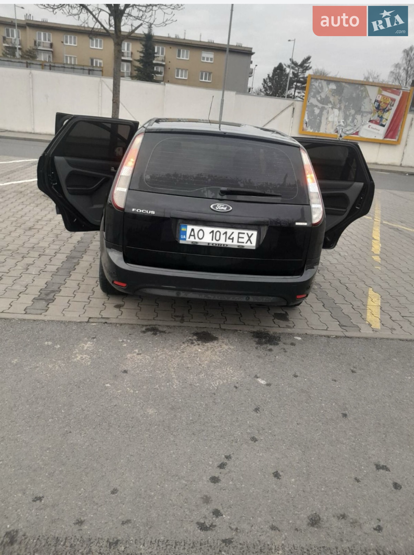 2010 Ford Focus - мініатюра 5