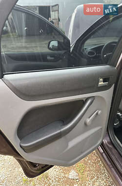 Хетчбек Ford Focus 2008 в 