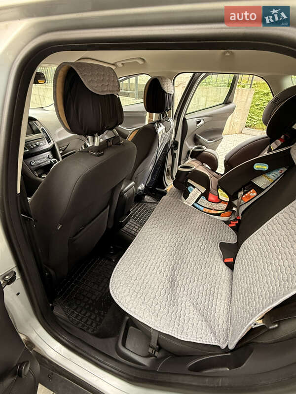 Универсал Ford Focus 2016 в Ивано-Франковске