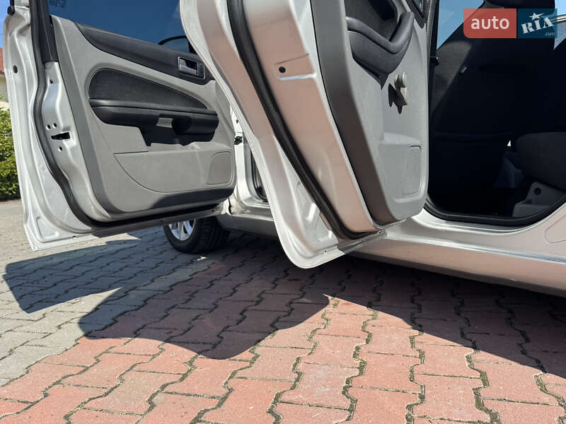 Универсал Ford Focus 2008 в Шепетовке