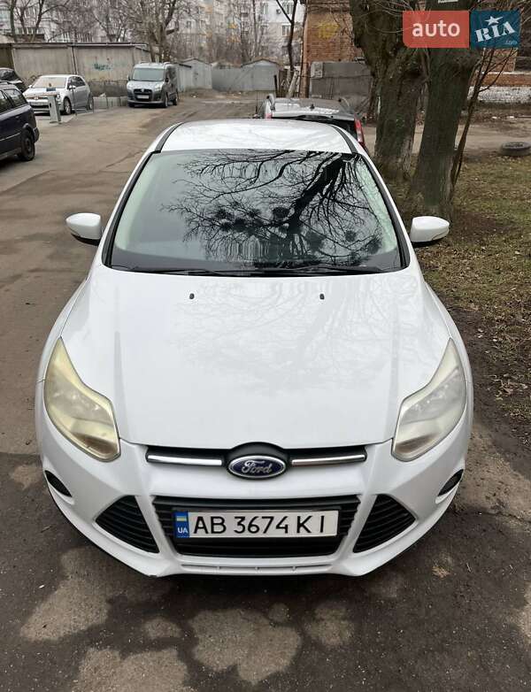 Хэтчбек Ford Focus 2013 в Киеве фото 17 Хэтчбек Ford Focus 2013 в Киеве