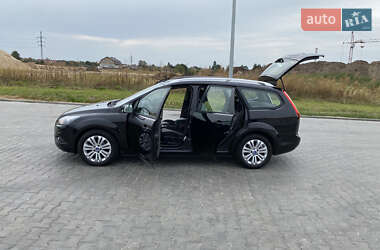 Универсал Ford Focus 2010 в 