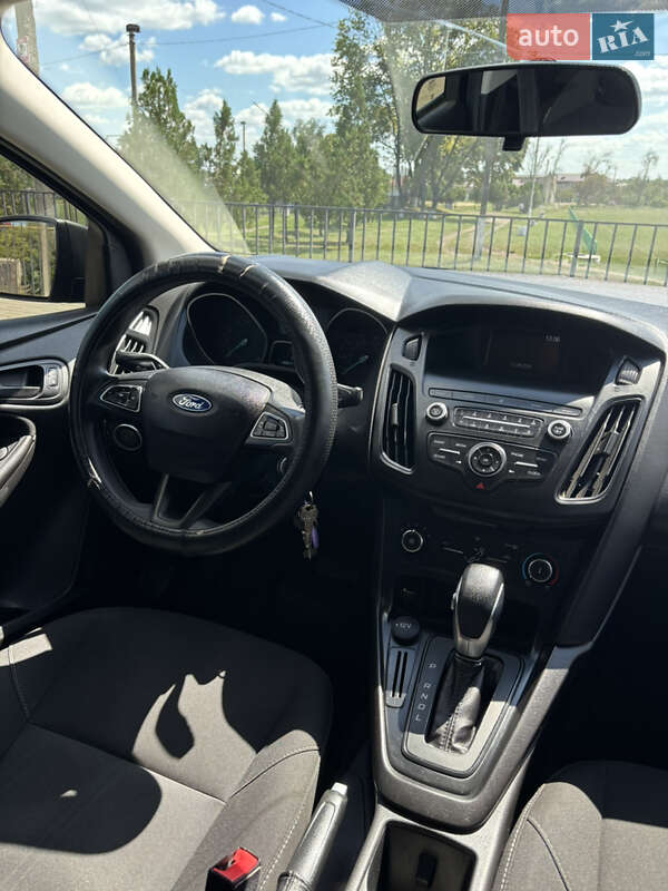 Седан Ford Focus 2018 в Лозовой