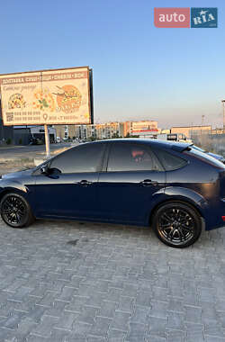 Хэтчбек Ford Focus 2009 в 