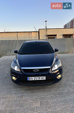 Хэтчбек Ford Focus 2009 в 