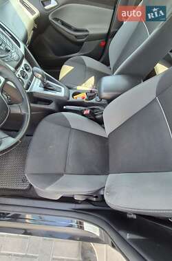 Седан Ford Focus 2013 в 
