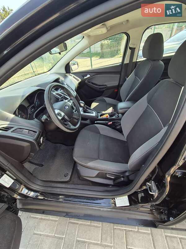 Седан Ford Focus 2013 в Дніпрі