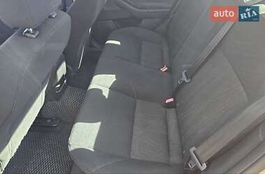 Седан Ford Focus 2015 в 