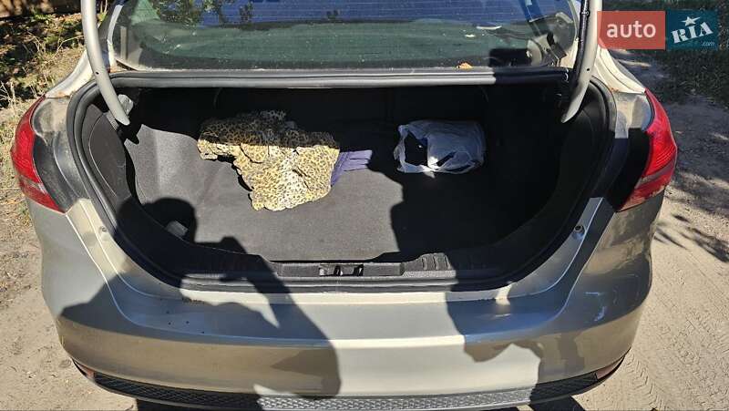 Седан Ford Focus 2015 в Бершади