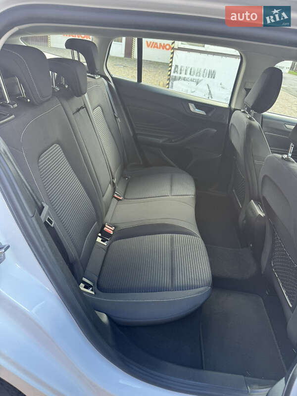 Универсал Ford Focus 2020 в Сваляве