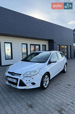 Хетчбек Ford Focus 2014 в Чернівцях