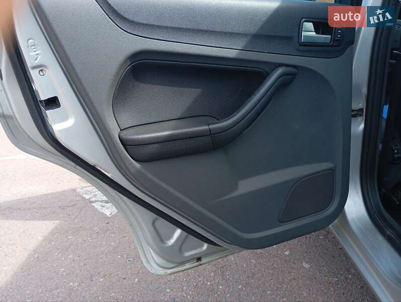 Универсал Ford Focus 2006 в Чернигове фото 16 Универсал Ford Focus 2006 в Чернигове