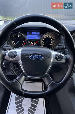 Универсал Ford Focus 2013 в 