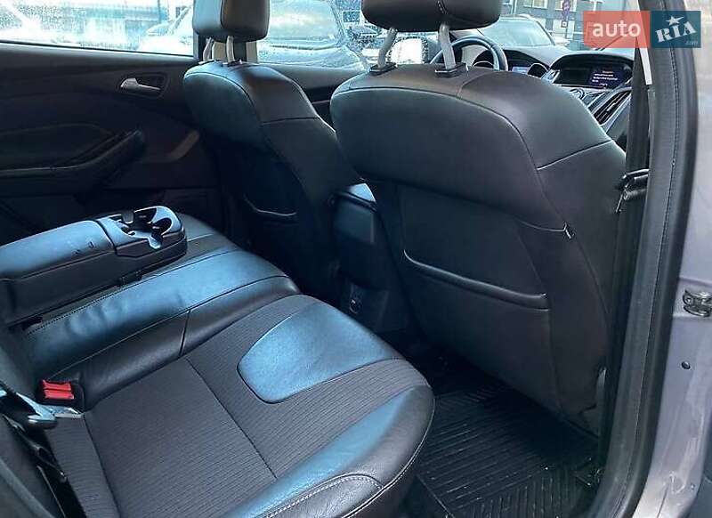 Хэтчбек Ford Focus 2011 в Львове