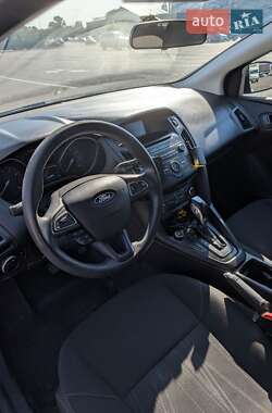 Хэтчбек Ford Focus 2016 в 