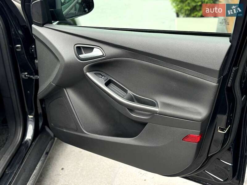 Универсал Ford Focus 2015 в Ровно