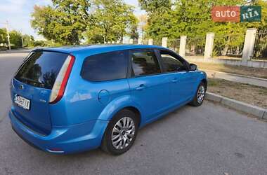 Универсал Ford Focus 2010 в 