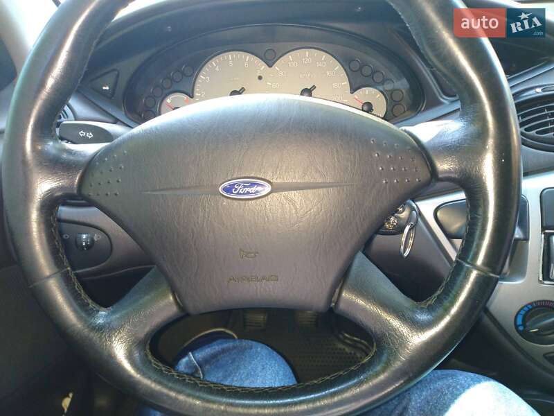 Универсал Ford Focus 2001 в Сумах