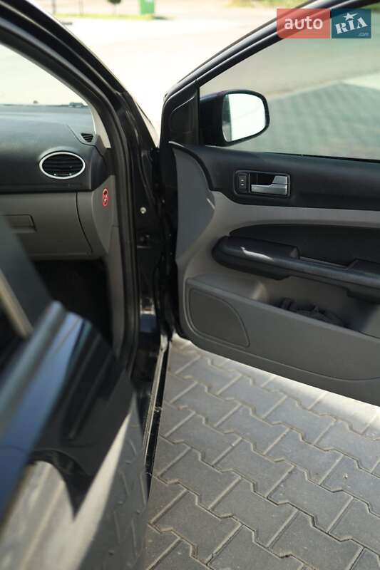 Хэтчбек Ford Focus 2009 в Коломые