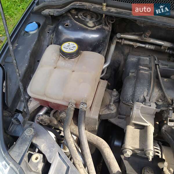 Хэтчбек Ford Focus 2011 в Львове