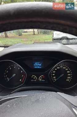 Универсал Ford Focus 2012 в 