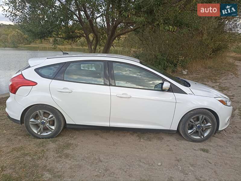 Хэтчбек Ford Focus 2014 в Новомосковске