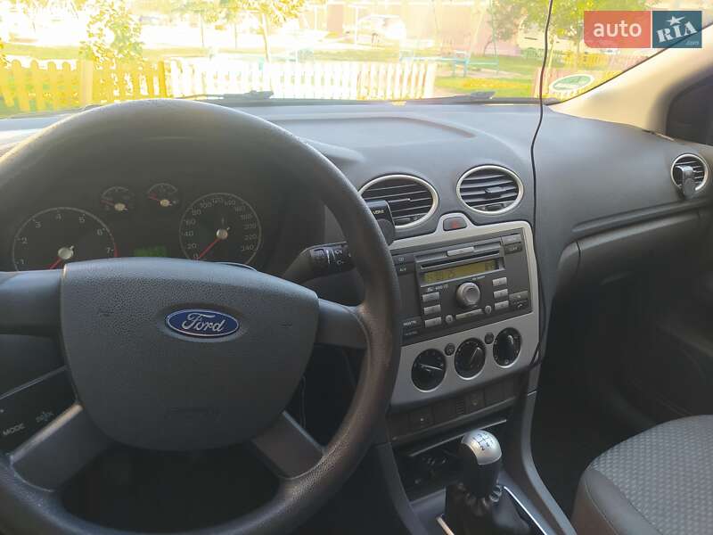 Хэтчбек Ford Focus 2006 в Чернигове