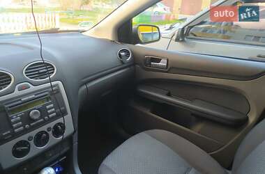 Хэтчбек Ford Focus 2006 в Чернигове