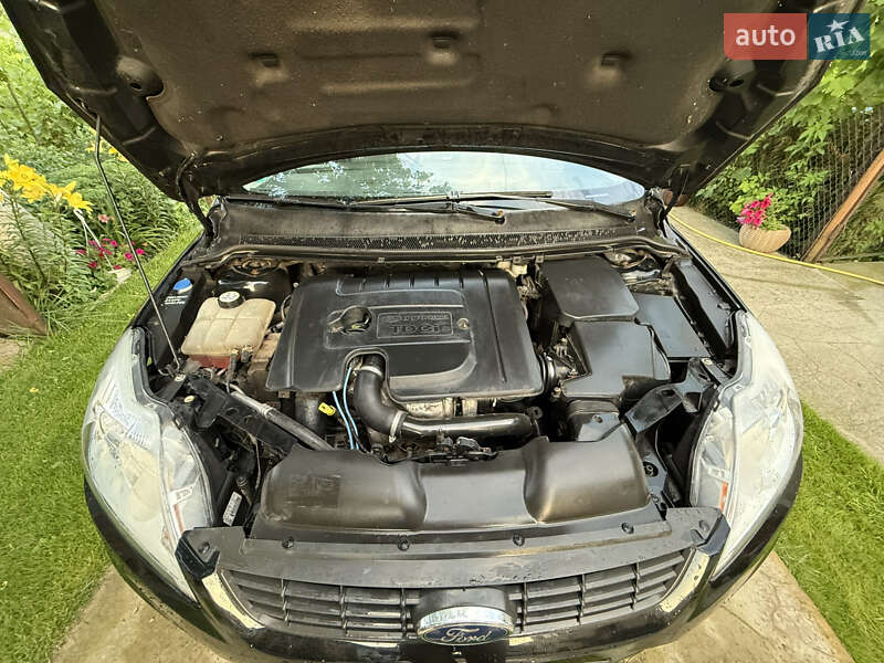 Универсал Ford Focus 2010 в Дубровице