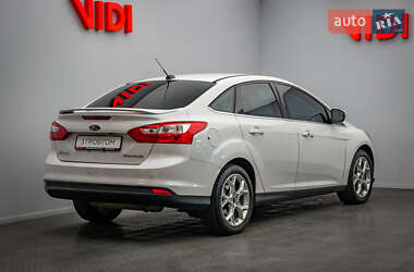 Седан Ford Focus 2014 в 