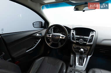 Седан Ford Focus 2014 в 