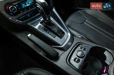Седан Ford Focus 2014 в 