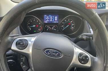 Седан Ford Focus 2014 в 