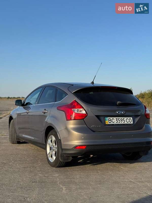 Седан Ford Focus 2011 в Ракитном фото 5 Седан Ford Focus 2011 в Ракитном