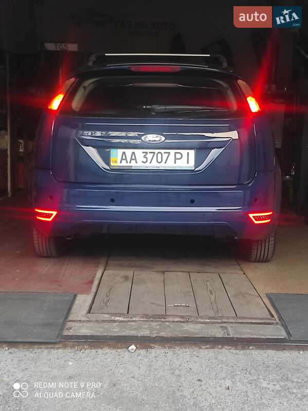 Хэтчбек Ford Focus 2008 в Киеве