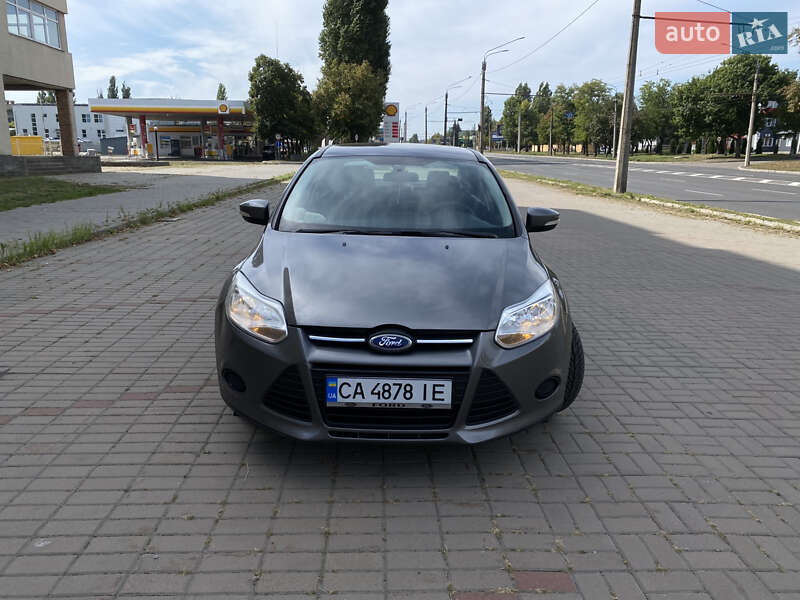 Седан Ford Focus 2013 в 