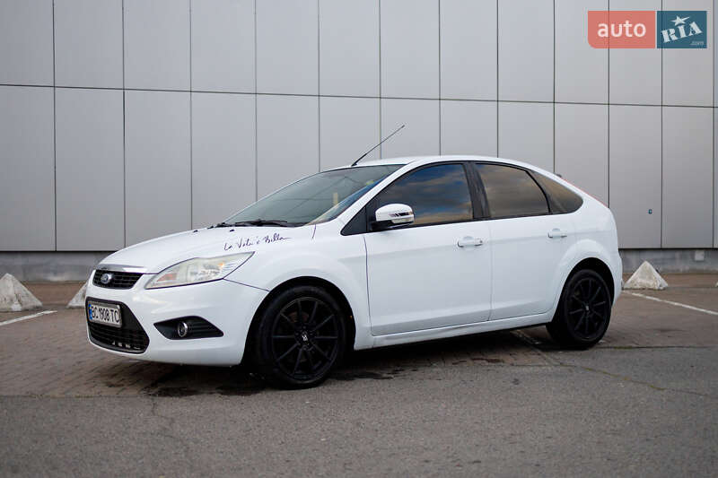 Хэтчбек Ford Focus 2011 в Львове фото 4 Хэтчбек Ford Focus 2011 в Львове