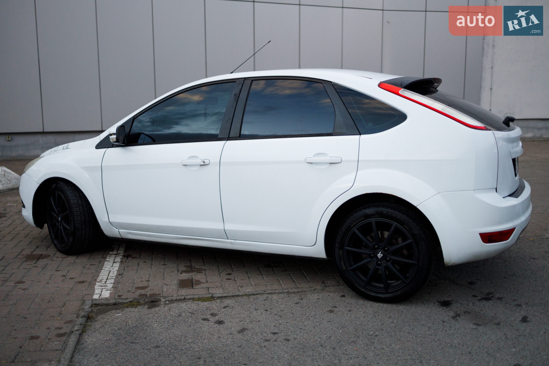 2011 Ford Focus - мініатюра 14