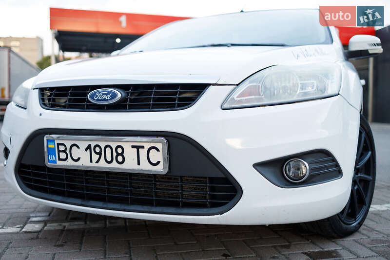 Хэтчбек Ford Focus 2011 в Львове фото 29 Хэтчбек Ford Focus 2011 в Львове