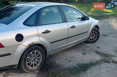 Седан Ford Focus 2005 в 