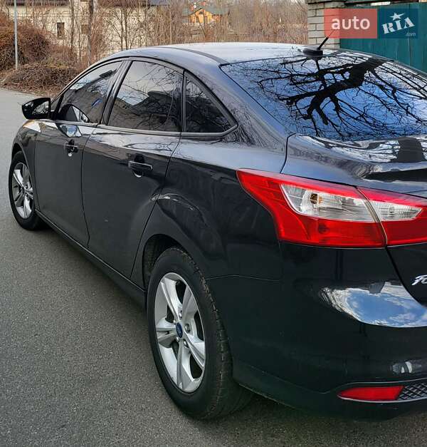 Седан Ford Focus 2013 в Києві