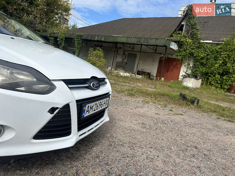 Хетчбек Ford Focus 2012 в Василькові