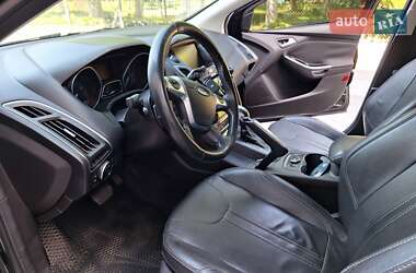 Седан Ford Focus 2012 в 