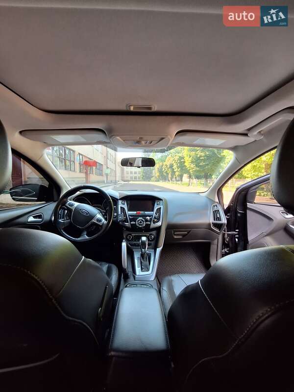 Седан Ford Focus 2012 в Золочеве