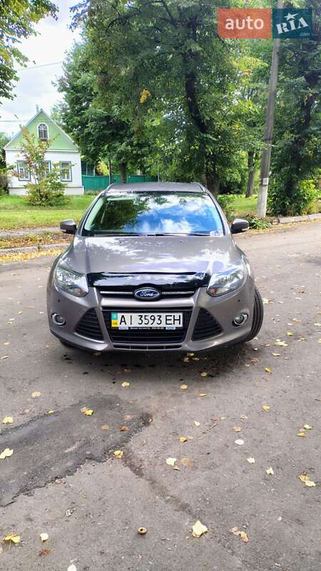 Універсал Ford Focus 2013 в Глухові