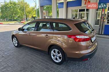 Универсал Ford Focus 2014 в 