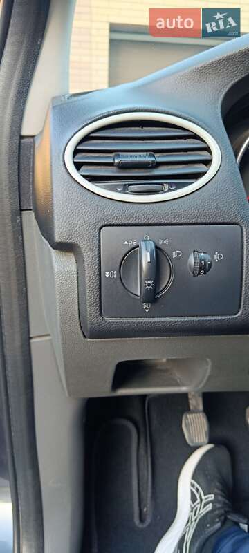Хэтчбек Ford Focus 2011 в Черкассах фото 19 Хэтчбек Ford Focus 2011 в Черкассах