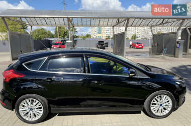 Хэтчбек Ford Focus 2016 в 