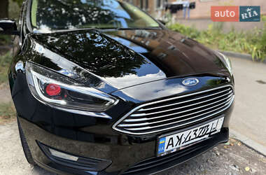 Хэтчбек Ford Focus 2016 в Днепре