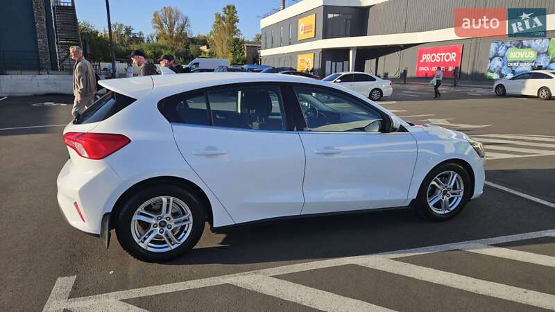 Хэтчбек Ford Focus 2020 в Киеве